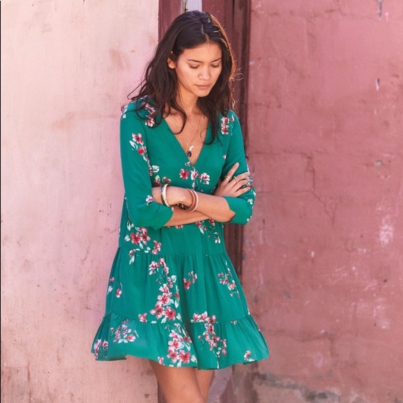 Sezane Dresses & Skirts - Sezane AURE DRESS Printed Green Size 34